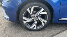 Renault Clio 1.0 TCe 100 RS Line 5dr Petrol Hatchback